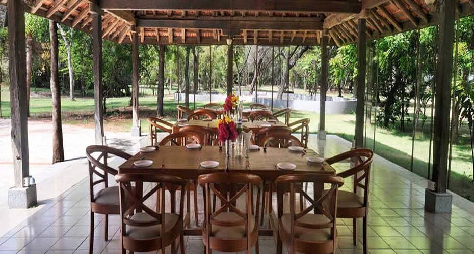 Peninsula Kalay Resort, Vapi 2